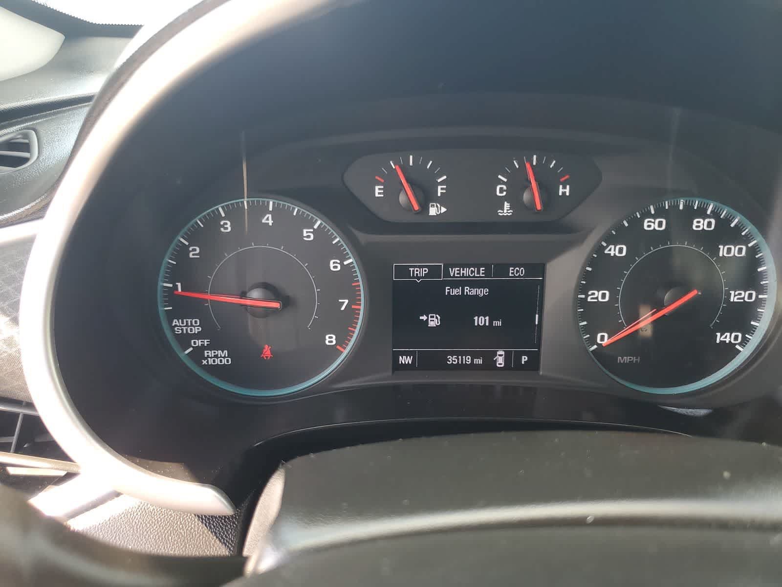 Used 2025 Chevrolet Malibu LT FWD image 17