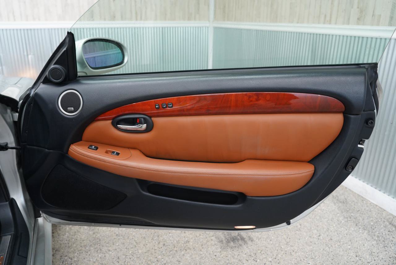 Used 2002 Lexus SC 430 Convertible RWD image 33
