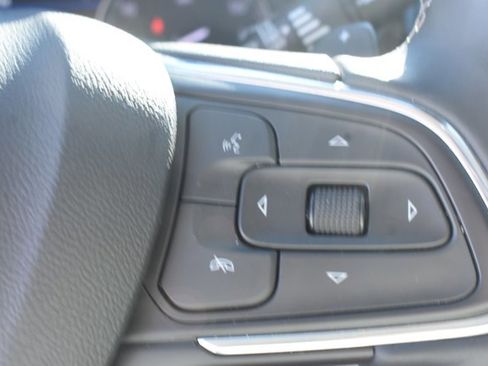 Used 2023 Buick Envision Avenir image 23