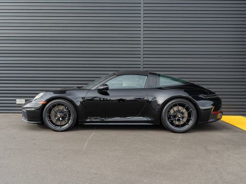 New 2026 Porsche 911 Targa 4 GTS image 2