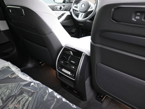 New 2026 BMW X5 M60i image 22