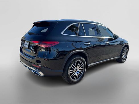 Certified 2025 Mercedes-Benz GLC 300 image 5