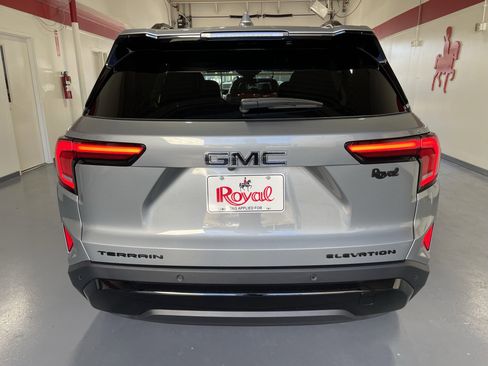 New 2026 GMC Terrain Elevation w/ Elevation Premium Package image 5