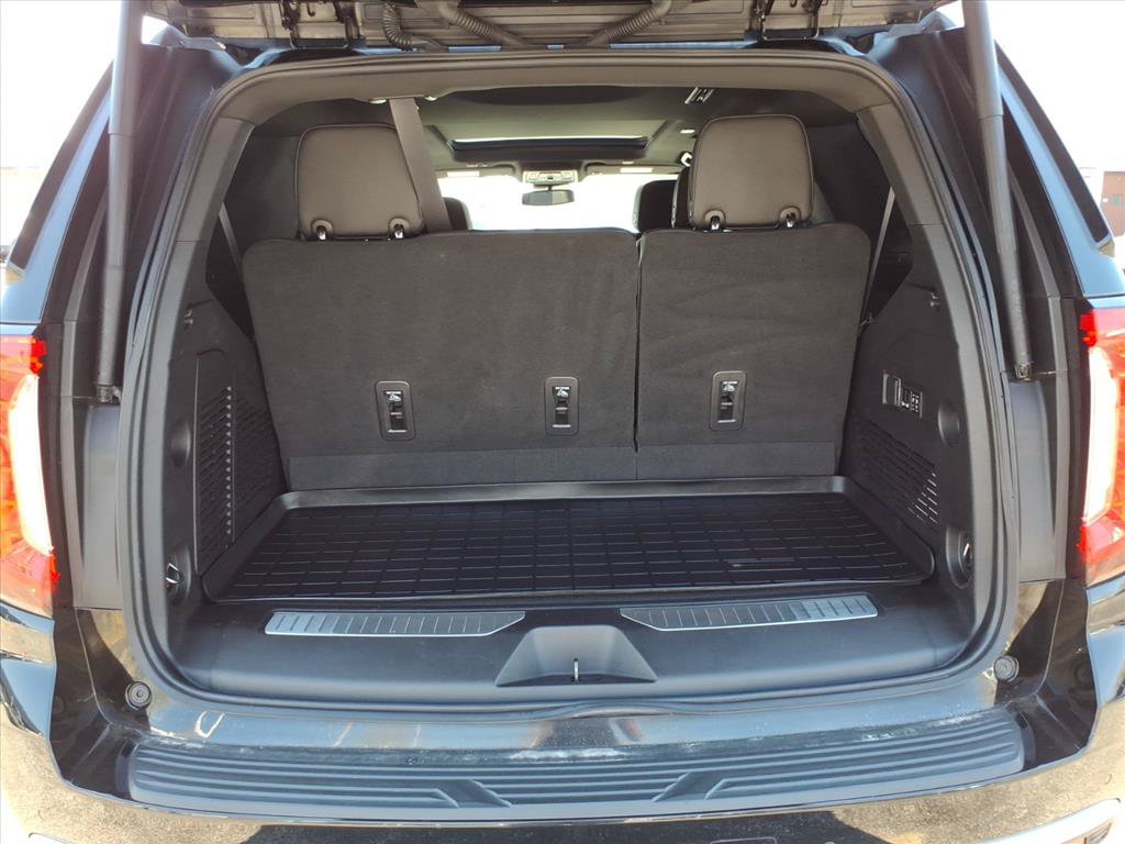 Used 2023 GMC Yukon Denali AWD/4WD image 14