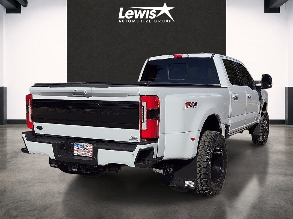 Used 2026 Ford F350 Platinum AWD/4WD image 4