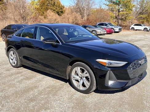 Certified 2025 Audi A5 2.0T Premium w/ Convenience Package AWD/4WD image 3