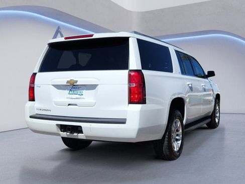 Used 2018 Chevrolet Suburban LT image 5