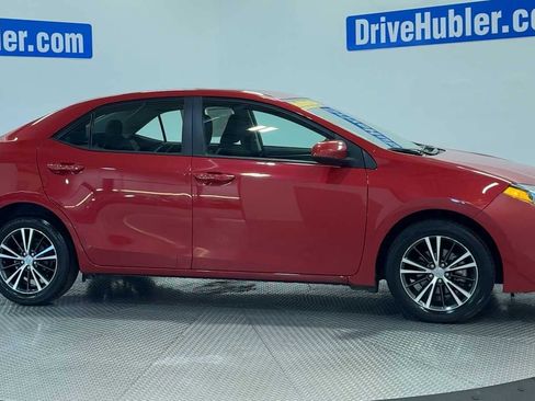 Used 2019 Toyota Corolla LE w/ LE Premium Package w/Moonroof FWD image 2