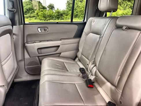 Used 2012 Honda Pilot Touring image 14