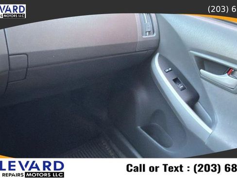 Used 2010 Toyota Prius Five FWD image 13