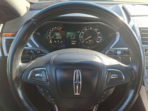Used 2018 Lincoln MKZ Select w/ Select Plus Package image 21