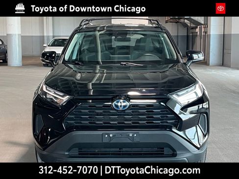Used 2022 Toyota RAV4 XLE w/ XLE Grade Weather Package AWD/4WD image 3