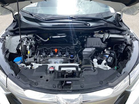 Used 2020 Honda HR-V Touring image 21