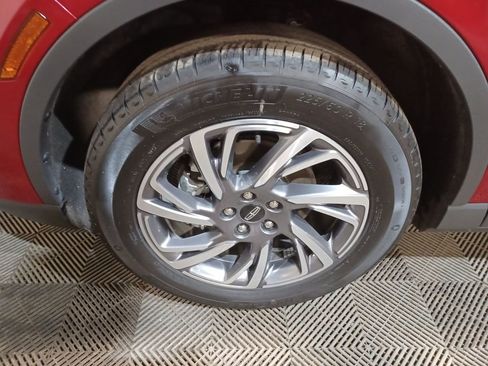 Used 2024 Lincoln Corsair AWD w/ Equipment Group 101A image 19