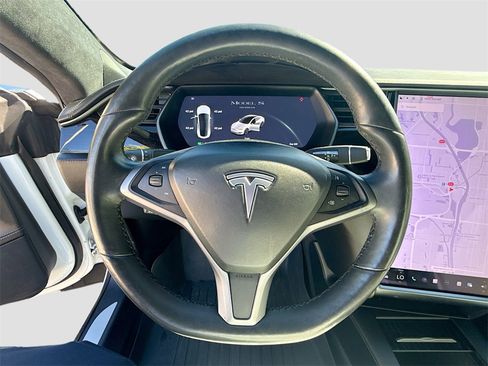 Used 2021 Tesla Model S Long Range Plus image 11