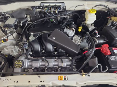 Used 2008 Ford Escape XLT image 22