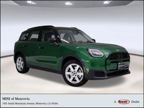 Used 2025 MINI Cooper Countryman S image 1