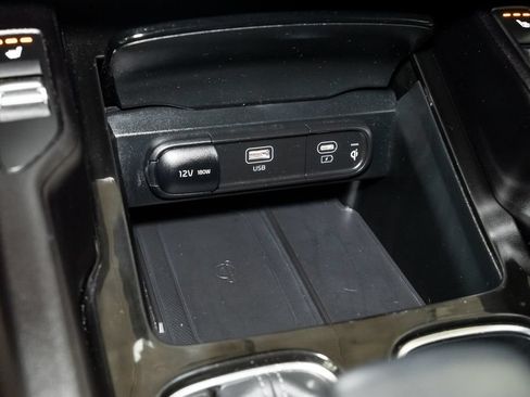 Used 2025 Kia Telluride S AWD/4WD image 21