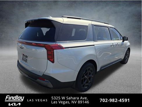 New 2026 Kia Carnival SX w/ SX Dark Edition Package FWD image 5