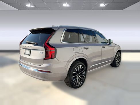 New 2026 Volvo XC90 B6 Plus w/ Protection Package Premier image 9