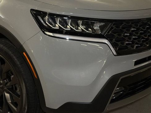 Certified 2022 Kia Sorento X-Line EX AWD/4WD image 11