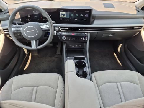 Used 2025 Hyundai Sonata SEL FWD image 25