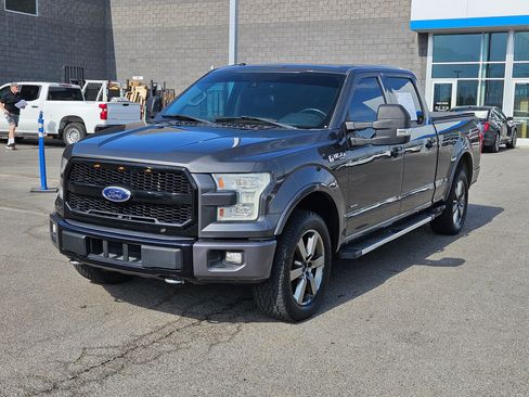 Used 2015 Ford F150 Lariat w/ Equipment Group 502A Luxury AWD/4WD image 8