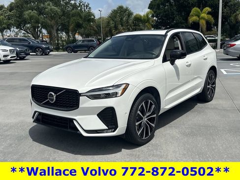 Used 2024 Volvo XC60 B5 Plus w/ Protection Package Premier AWD/4WD image 3