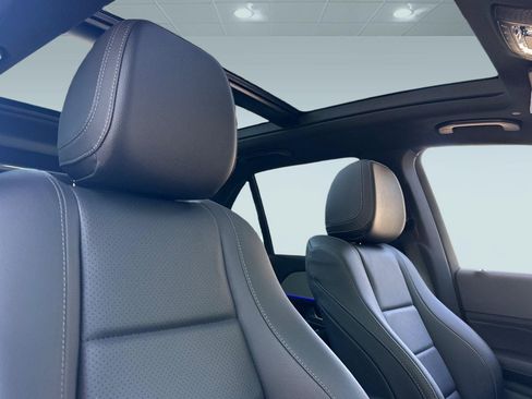 Certified 2024 Mercedes-Benz GLE 450 4MATIC image 26