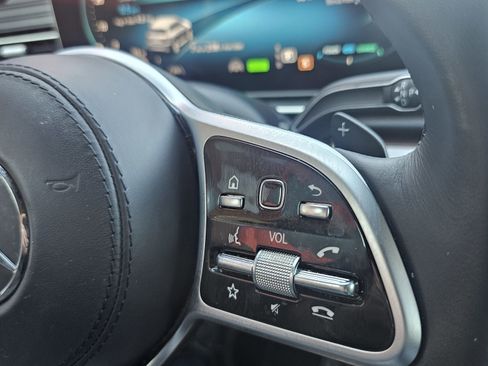 Used 2022 Mercedes-Benz GLS 450 4MATIC image 48