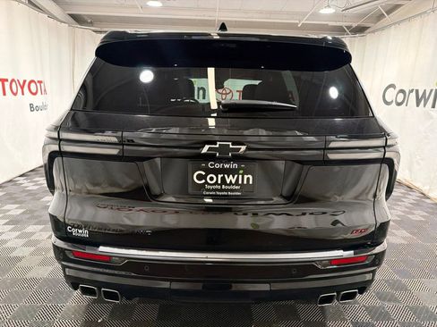 Used 2024 Chevrolet Traverse RS w/ LPO, Floor Liner Package AWD/4WD image 7