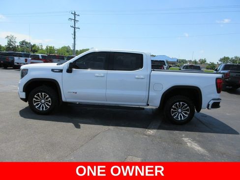 Certified 2023 GMC Sierra 1500 AT4 w/ Technology Package AWD/4WD image 12
