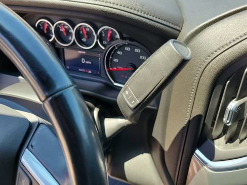Used 2019 Chevrolet Silverado 1500 LTZ w/ LTZ Plus Package AWD/4WD image 26