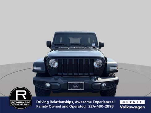 Used 2021 Jeep Wrangler Unlimited Sport AWD/4WD image 3