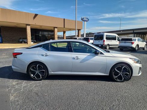 Used 2024 Nissan Altima 2.5 SR image 6