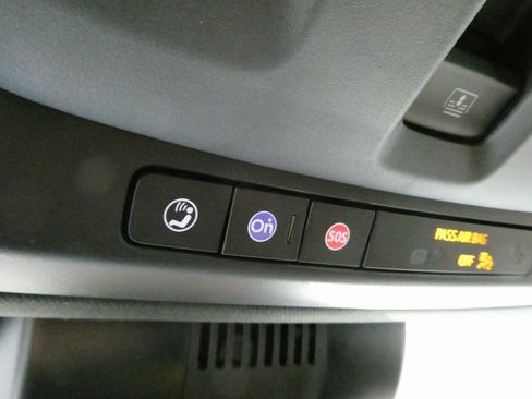 Certified 2025 GMC Yukon Denali image 21