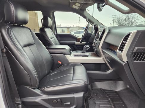 Used 2019 Ford F150 Lariat w/ Max Trailer Tow Package AWD/4WD image 15