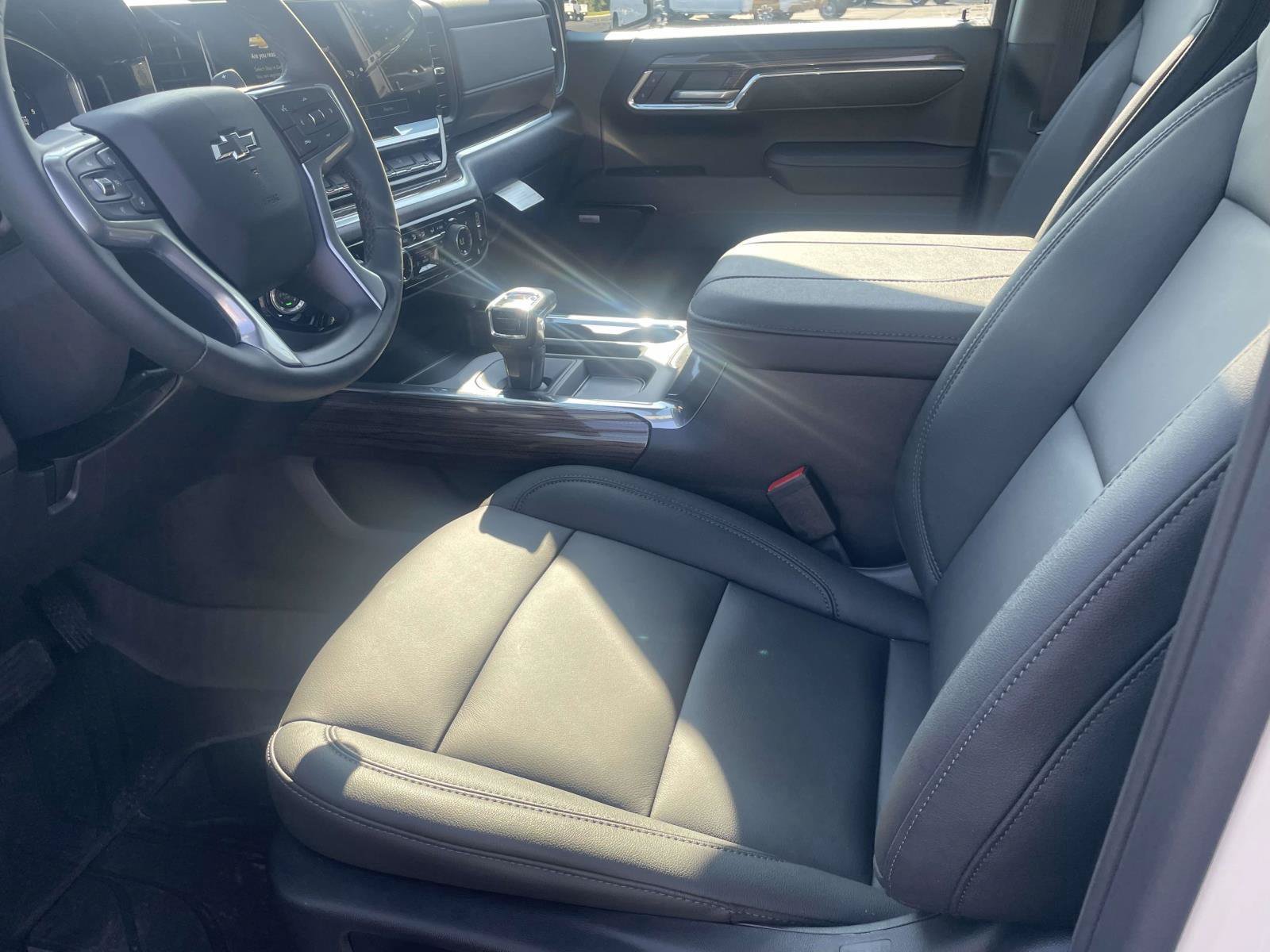 New 2026 Chevrolet Silverado 1500 RST w/ Safety Package AWD/4WD image 10
