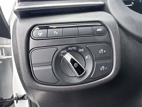 Used 2023 INFINITI QX50 Pure image 18