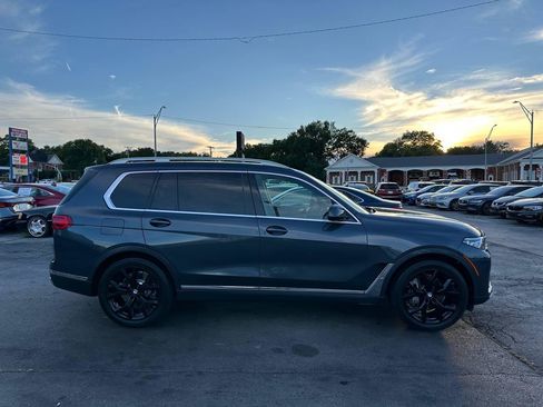 Used 2020 BMW X7 xDrive40i w/ Premium Package AWD/4WD image 11