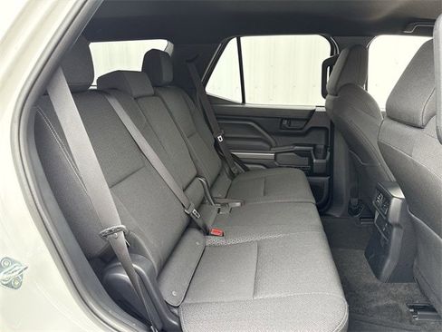 Used 2025 Toyota 4Runner SR5 image 30