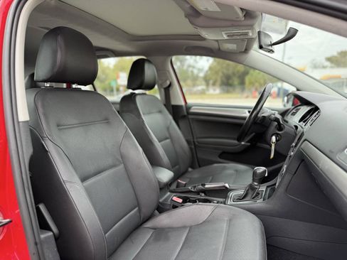 Used 2015 Volkswagen Golf S FWD image 24