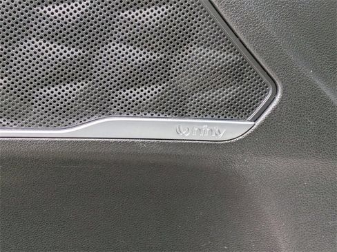 Used 2019 Hyundai Santa Fe Ultimate image 24