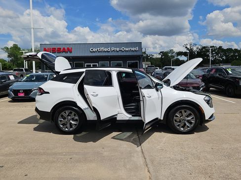 Used 2023 Kia Sportage SX image 12