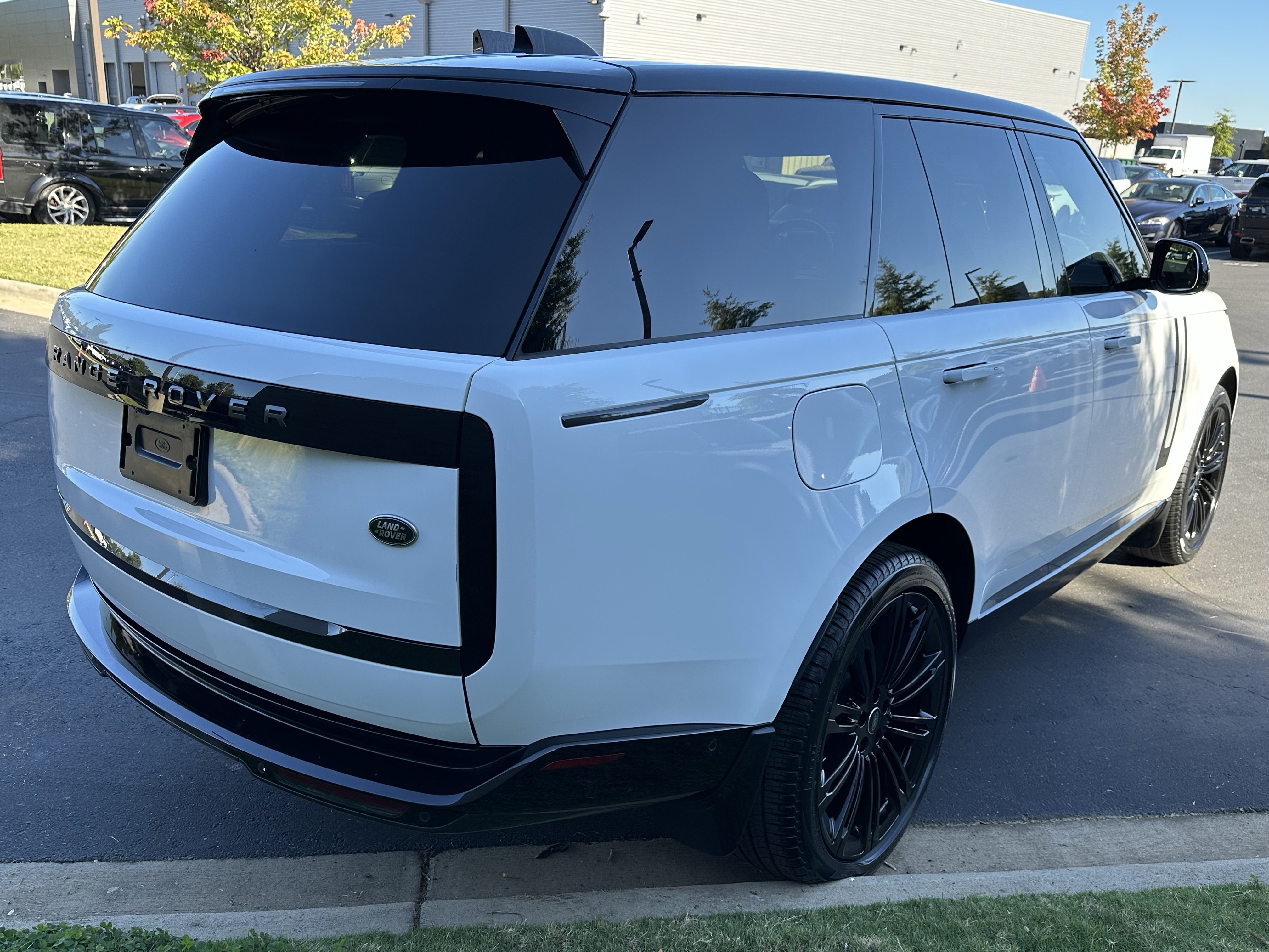 Certified 2023 Land Rover Range Rover SE AWD/4WD image 7