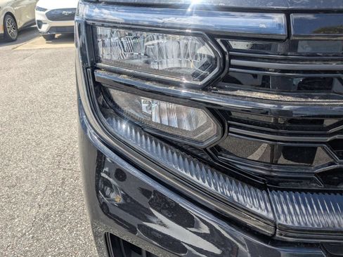 New 2026 Ford Expedition Max Platinum w/ Stealth Appearance Package AWD/4WD image 10