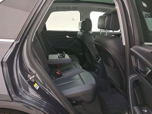 Used 2018 Audi Q5 2.0T Premium Plus w/ Premium Plus Package image 32