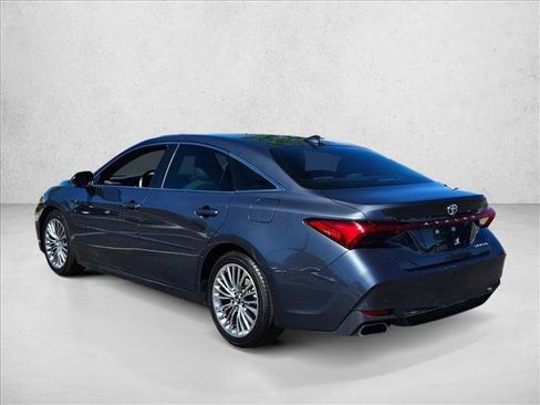 Used 2019 Toyota Avalon Limited w/ Advanced Safety Package image 8