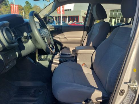 Certified 2023 Toyota Tacoma SR image 18