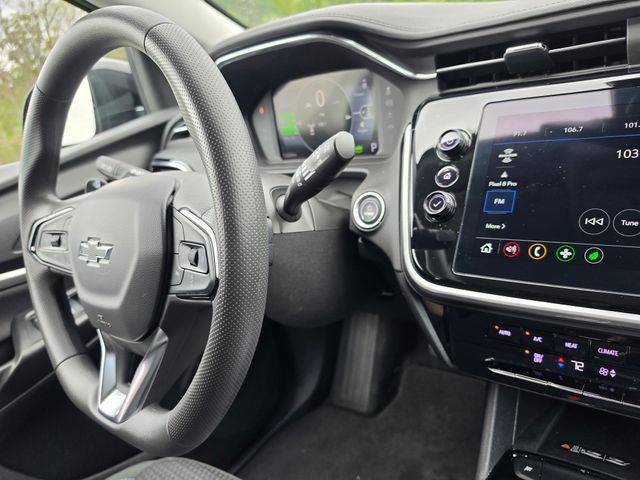 Used 2023 Chevrolet Bolt EUV LT FWD image 28